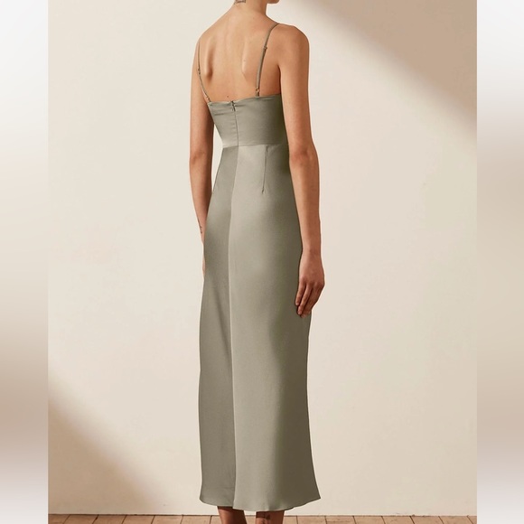 SHONA JOY - Luxe Twist Front Sleeveless Midi Dress - Eucalyptus NWT - Picture 3 of 6